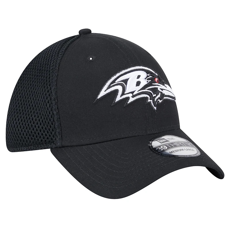 Men's New Era Black Baltimore Ravens Main Neo 39THIRTY Flex Hat