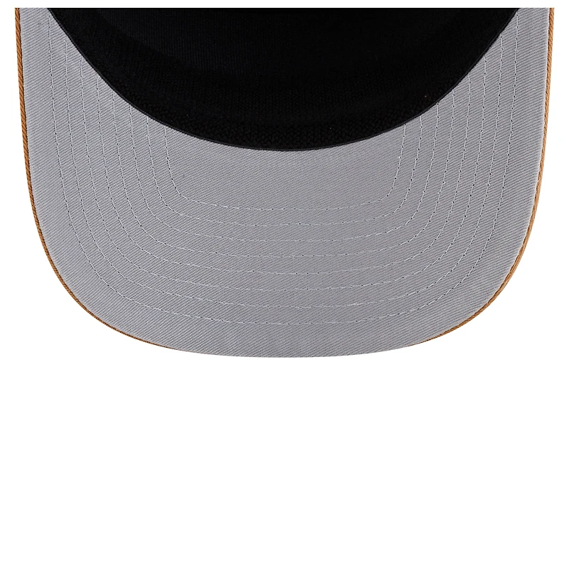 Casquette trucker ajustable New Era marron/noir Baltimore Ravens pour homme, modèle 9SEVENTY, avec écusson de l'équipe.