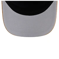 Casquette trucker ajustable New Era marron/noir Baltimore Ravens pour homme, modèle 9SEVENTY, avec écusson de l'équipe.