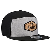Men's New Era  Gray/Black Baltimore Ravens Cork Split Panel 9FIFTY Trucker Snapback Hat