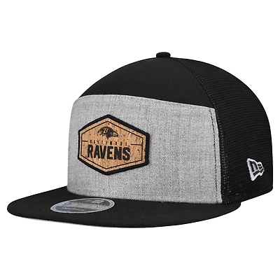 Men's New Era  Gray/Black Baltimore Ravens Cork Split Panel 9FIFTY Trucker Snapback Hat
