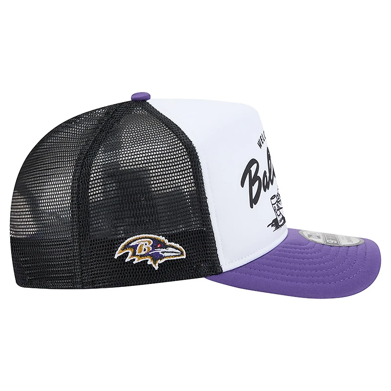 Casquette trucker New Era 9FIFTY Foodie A-Frame blanche et violette pour homme, modèle Baltimore Ravens Foodie.