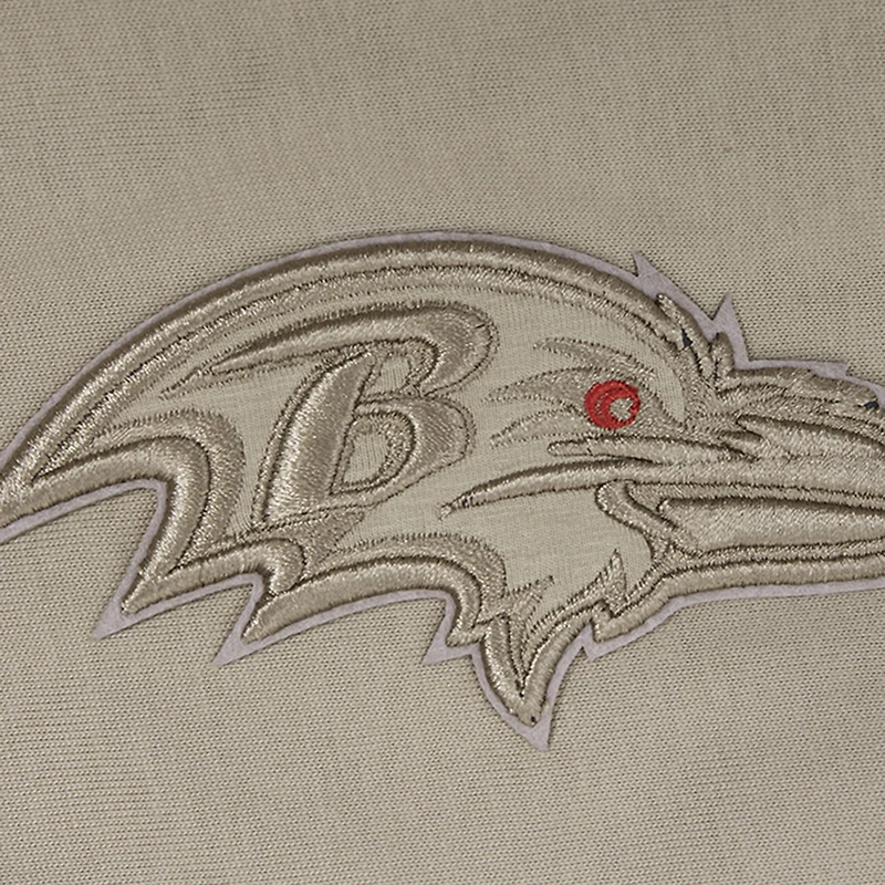 Sweat à capuche manches courtes pour homme Pro Standard Tan Baltimore Ravens Neutrals Capsule