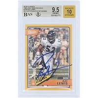 Carte autographiée de Ray Lewis (Ravens de Baltimore) - Panini Classic Timeless Tributes Gold 2018, n° 106/99, authentifiée par Beckett Fanatics Witnessed (note : 9,5/10).