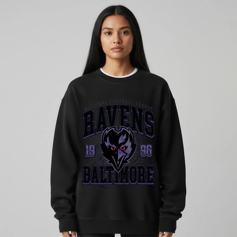 Sweat-shirt unisexe en polaire noire The Wild Collective Baltimore Ravens à motif frontal
