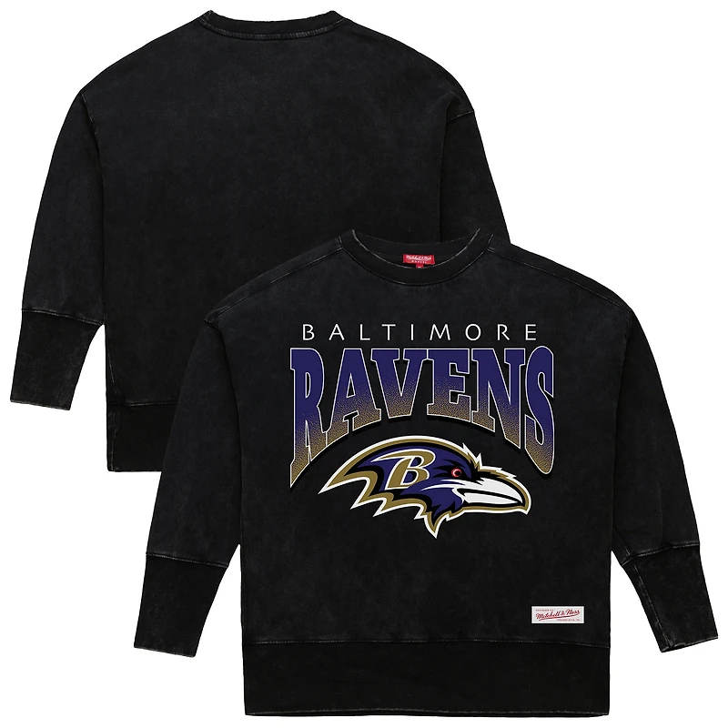 Sweat-shirt ras du cou noir délavé minéral Delineate de Mitchell & Ness pour femme, motif Baltimore Ravens