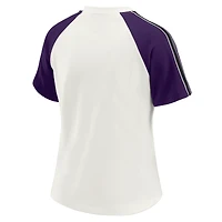 T-shirt raglan blanc à rayures et manches vieillies pour femme WEAR by Erin Andrews des Ravens de Baltimore