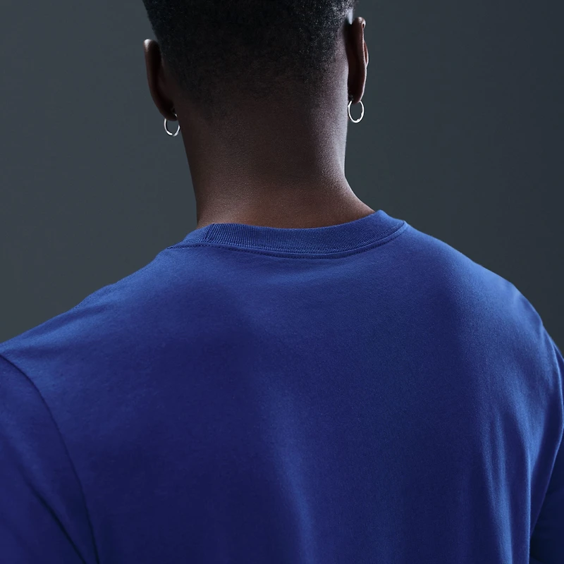 T-shirt Nike bleu avec drapeau du FC Barcelone pour homme