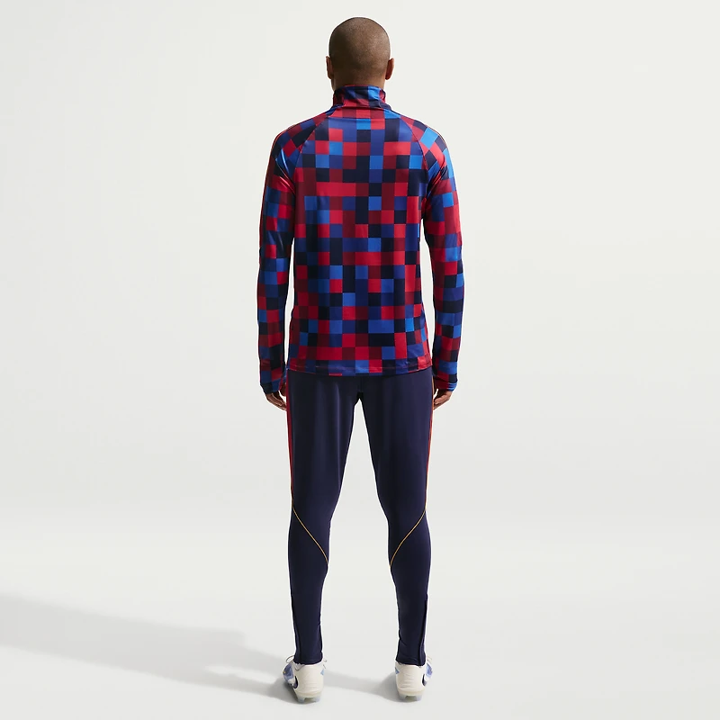 Haut à manches longues et col zippé Nike rouge Barcelone 2026/27 Strike Drill pour homme