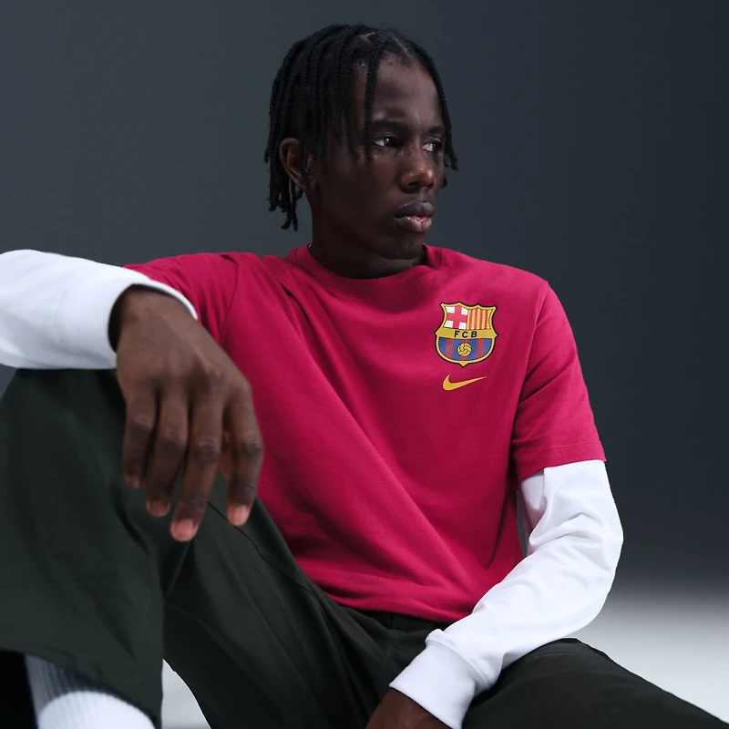 T-shirt Nike rouge avec écusson du FC Barcelone pour homme