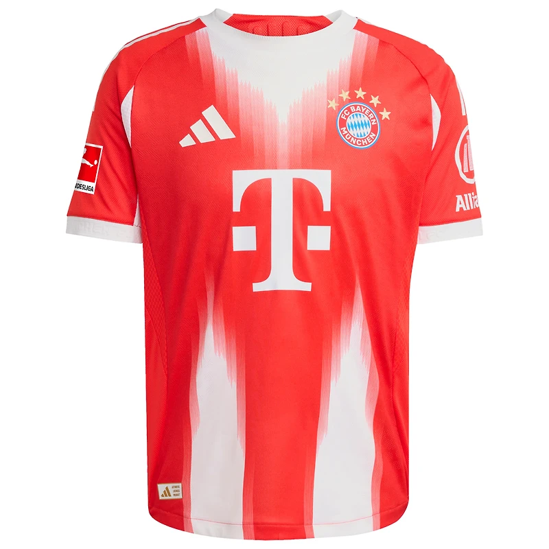 Maillot de joueur authentique adidas Jamal Musiala rouge Bayern Munich Domicile 2025/26 pour homme