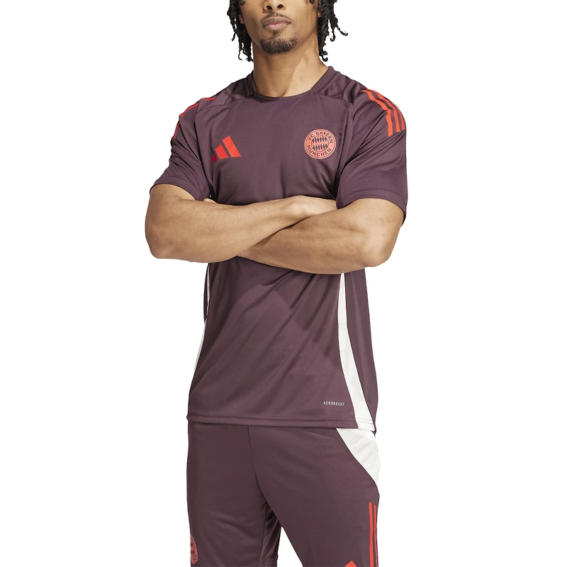 Maillot d'entraînement adidas Maroon Bayern Munich 2024/25 AEROREADY pour homme