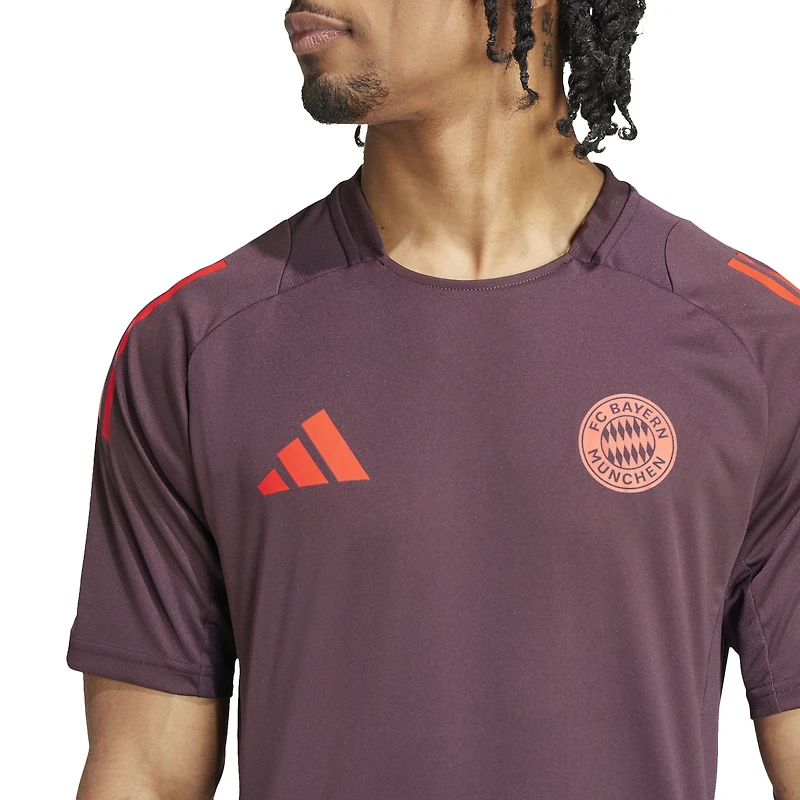 Maillot d'entraînement adidas Maroon Bayern Munich 2024/25 AEROREADY pour homme
