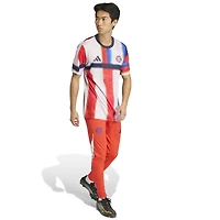 Maillot d'entraînement d'avant-match adidas Bayern Munich bleu marine 2025/26 pour homme