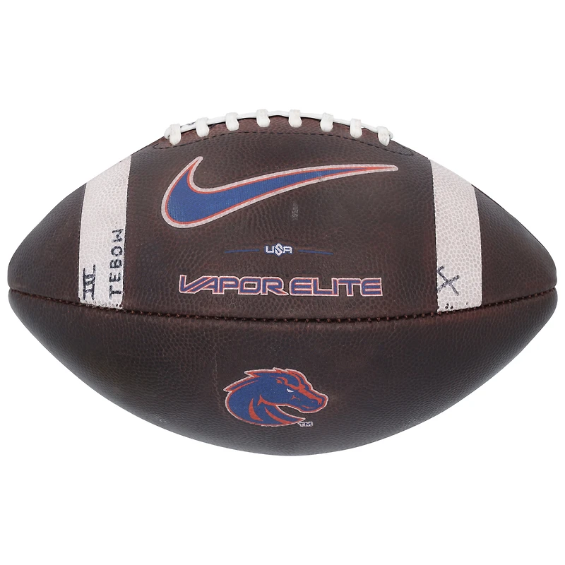 Ballon de football utilisé lors du match Boise State Broncos contre UNLV Rebels le 18 octobre 2025