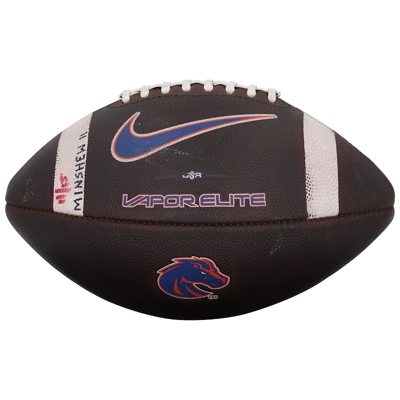Ballon de football utilisé lors du match Boise State Broncos contre Utah State Aggies le 28 novembre 2025
