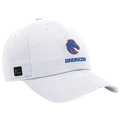 Casquette ajustable Nike blanche Boise State Broncos 2025 On-Field Club pour homme