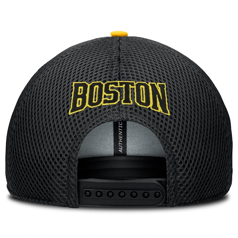 Casquette trucker authentique pro ajustable Fanatics or/noir pour homme, Boston Bruins, série des stades de la LNH 2026