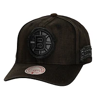 Men's Mitchell & Ness  Black Boston Bruins Downtown Snow Wash Pro-Crown Adjustable Hat