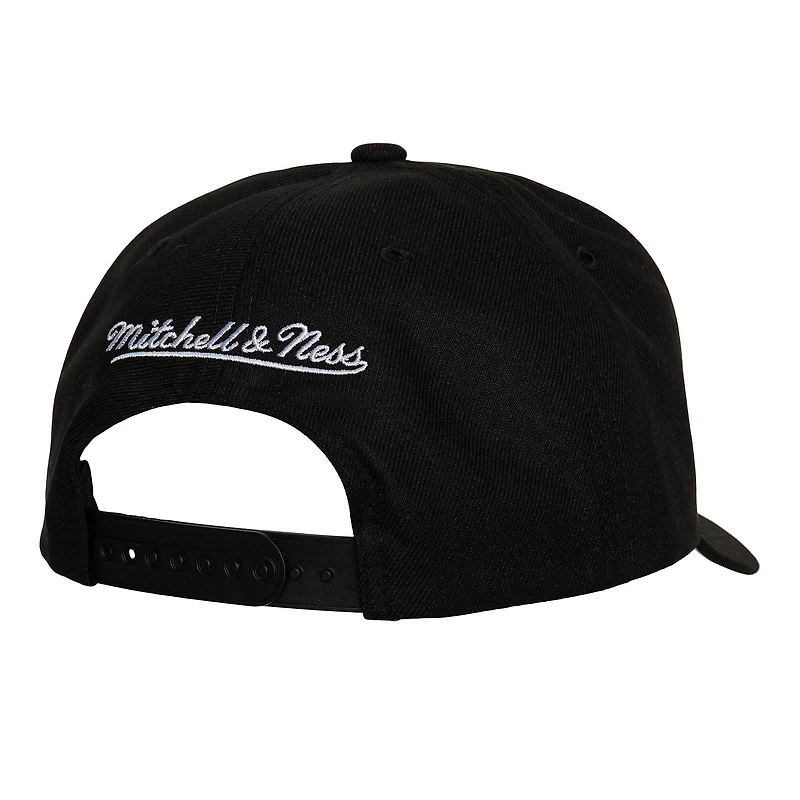 Casquette réglable noire Mitchell & Ness des Bruins de Boston Team Ground Pro pour hommes