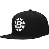 Men's Mitchell & Ness  Black Boston Bruins Team Snapback Hat