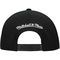 Men's Mitchell & Ness  Black Boston Bruins Team Snapback Hat