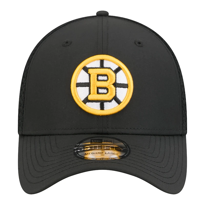 Men's New Era Black Boston Bruins Logo 39THIRTY Flex Hat
