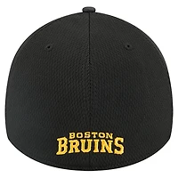 Men's New Era  Black Boston Bruins Visor Hit 39THIRTY Flex Hat