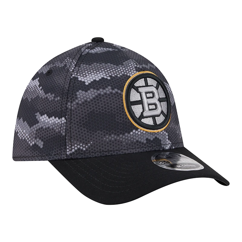 Men's New Era Black Boston Bruins Zero Dark 39THIRTY Flex Hat