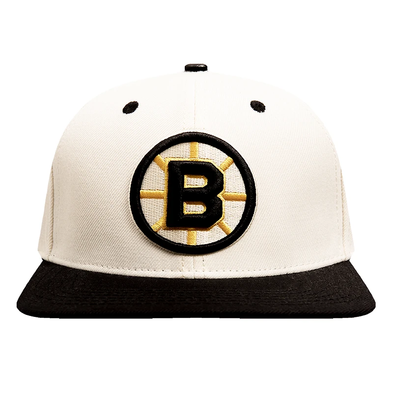Casquette Snapback avec logo classique rétro des Bruins de Boston Pro Standard crème pour hommes