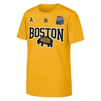 T-shirt Youth Fanatics David Pastrnak Gold Boston Bruins Alternate Captain 2026 Stadium Series