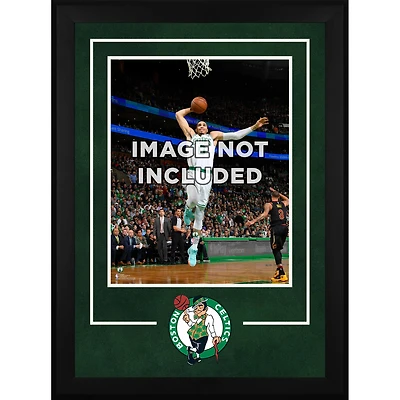 Cadre vertical de luxe Boston Celtics 16'' x 20'' avec logo de l'équipe