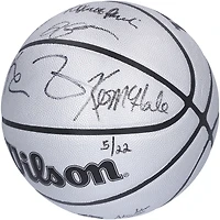 Ballon de basket-ball Wilson Platinum 75e anniversaire dédicacé par les légendes des Boston Celtics avec 6 signatures, dont Larry Bird, Kevin Garnett et Kevin McHale - Édition limitée n° 5/22