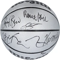 Ballon de basket Wilson Platinum 75e anniversaire dédicacé par les légendes des Boston Celtics avec 6 signatures, dont Larry Bird, Kevin Garnett et Kevin McHale - Édition limitée à 22 exemplaires