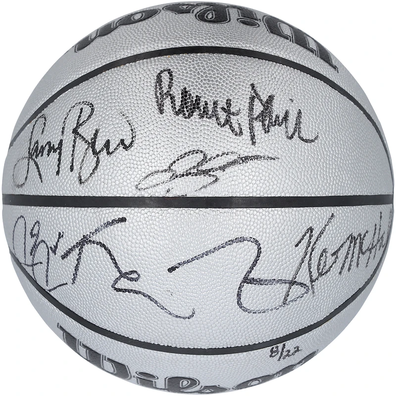 Ballon de basket Wilson Platinum 75e anniversaire dédicacé par les légendes des Boston Celtics avec 6 signatures, dont Larry Bird, Kevin Garnett et Kevin McHale - Édition limitée à 22 exemplaires