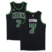 Maillot Swingman noir Jordan Brand Statement Edition autographié par Jaylen Brown des Boston Celtics
