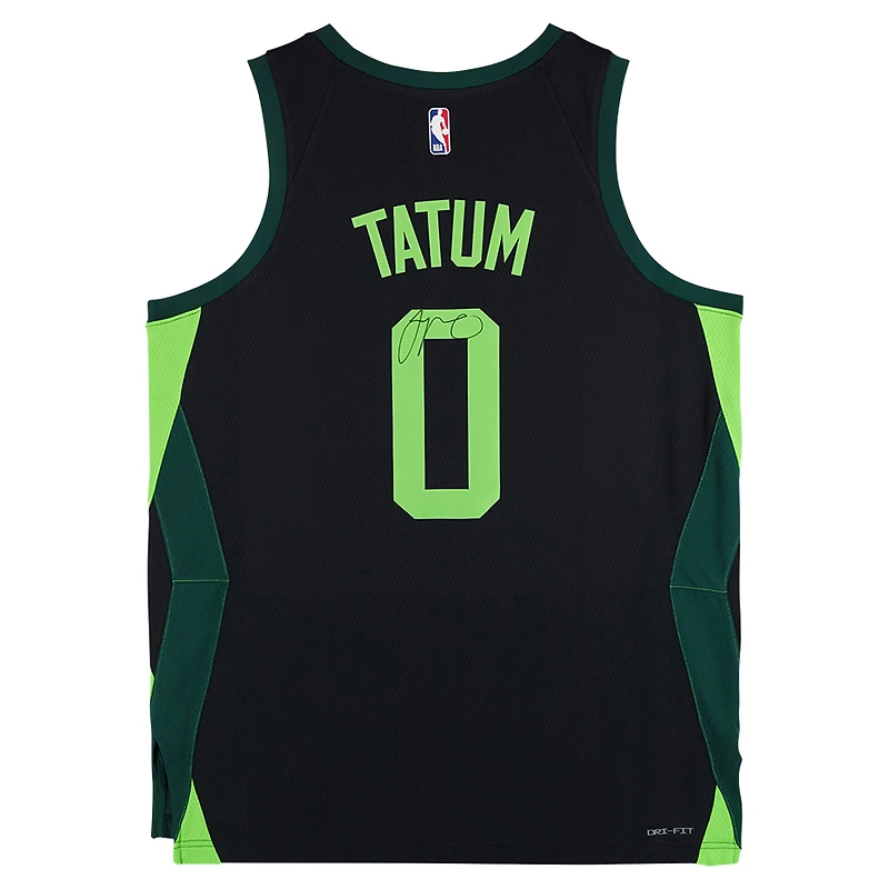 Maillot Swingman Nike City Edition 2024-25 noir dédicacé par Jayson Tatum des Boston Celtics