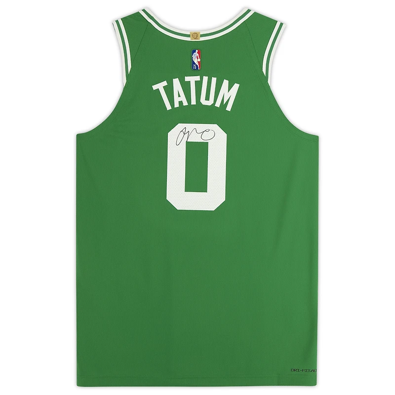 Maillot Nike authentique vert dédicacé par Jayson Tatum des Boston Celtics
