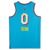 Maillot Swingman Jordan Brand bleu clair dédicacé par Jayson Tatum des Boston Celtics lors du match des étoiles NBA 2025