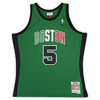 Kevin Garnett Boston Celtics Autographed Mitchell & Ness Kelly Green 2007-08 Italy Swingman Jersey with "08 Champ" Inscription