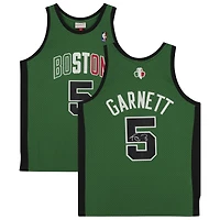 Maillot réplique autographié par Kevin Garnett des Boston Celtics de l'Italie Mitchell & Ness 2007-08