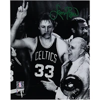 Célébration de cigares autographiée par Larry Bird des Boston Celtics 8" x 10" avec photo rouge