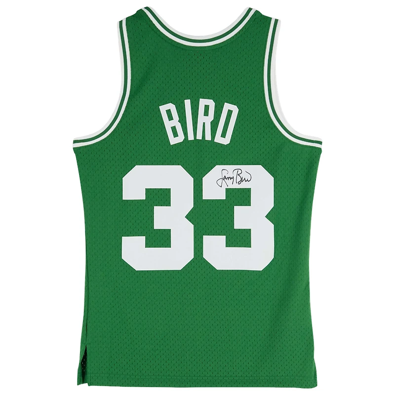 Maillot Swingman Mitchell & Ness vert autographié par Larry Bird des Boston Celtics