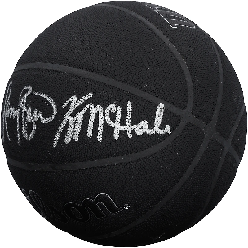 Ballon de basket-ball noir Wilson, logo 75e anniversaire, autographié par Larry Bird, Robert Parish et Kevin McHale des Celtics de Boston.