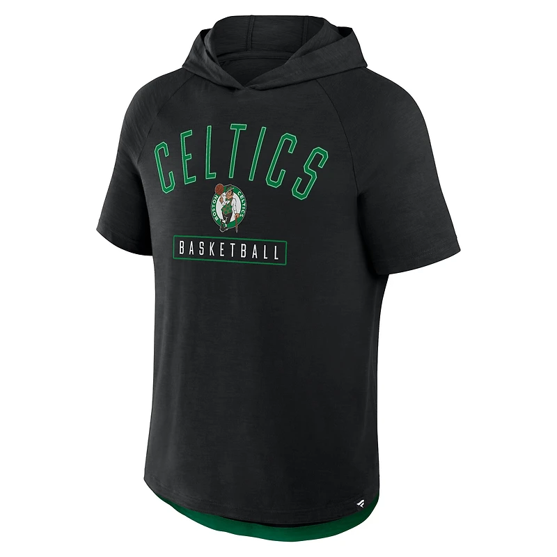T-shirt à capuche raglan noir Fanatics pour homme, motif Boston Celtics Pass Legend