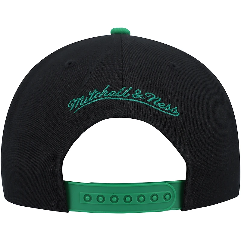 Casquette Snapback Boston Celtics Side Core 2.0 Mitchell & Ness noir/vert pour hommes
