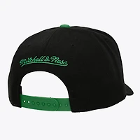 Men's Mitchell & Ness  Black Boston Celtics Class Act Pro Snapback Hat