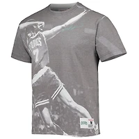 T-shirt Mitchell & Ness Dee Brown Heather Grey Boston Celtics Above The Rim pour hommes