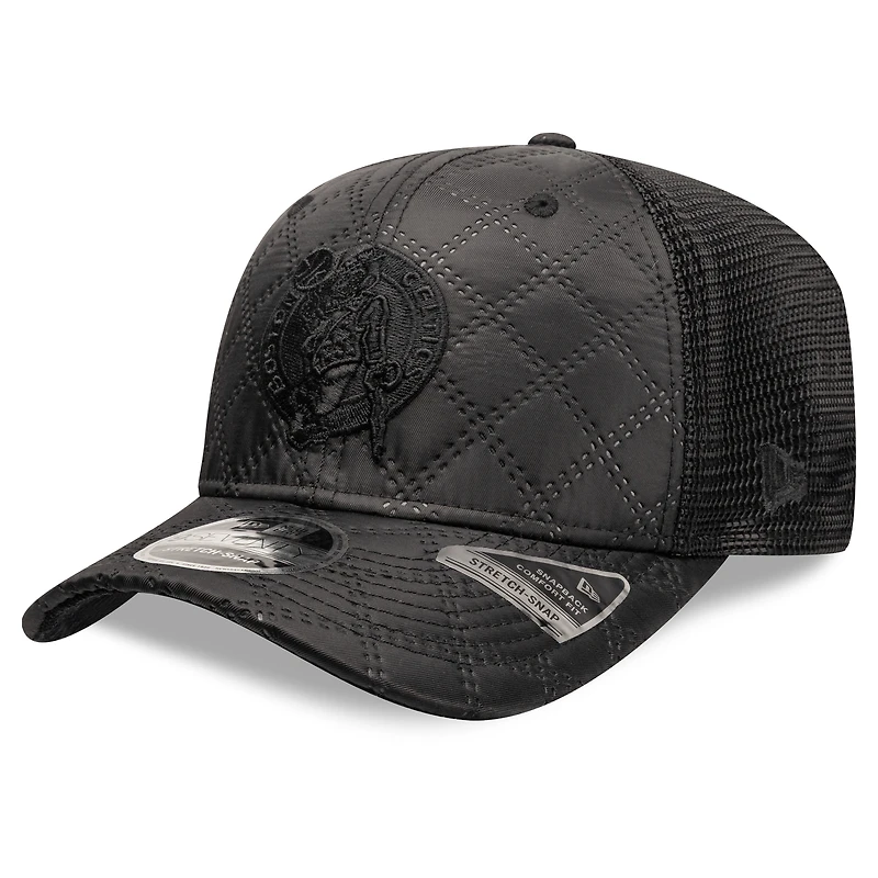 Casquette ajustable matelassée 9SEVENTY Trucker noire des Boston Celtics de New Era pour homme