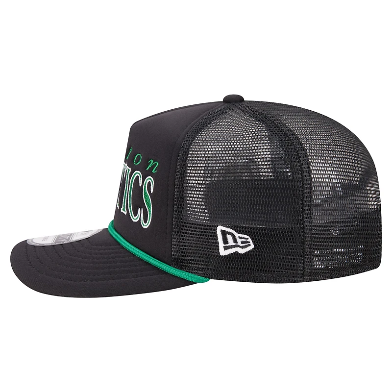 Casquette trucker New Era 19TWENTY noire pour homme, logo Boston Celtics, visière en mousse, style A-Frame, ajustable.